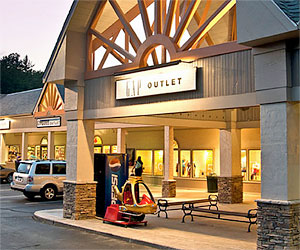 Get reviews, hours, directions, coupons and more for Tanger Factory Outlet Center at Shoppes On The Parkway Rd, Blowing Rock, NC. Search for other Outlet Malls in Blowing Rock on janydo.ml4/4(3).